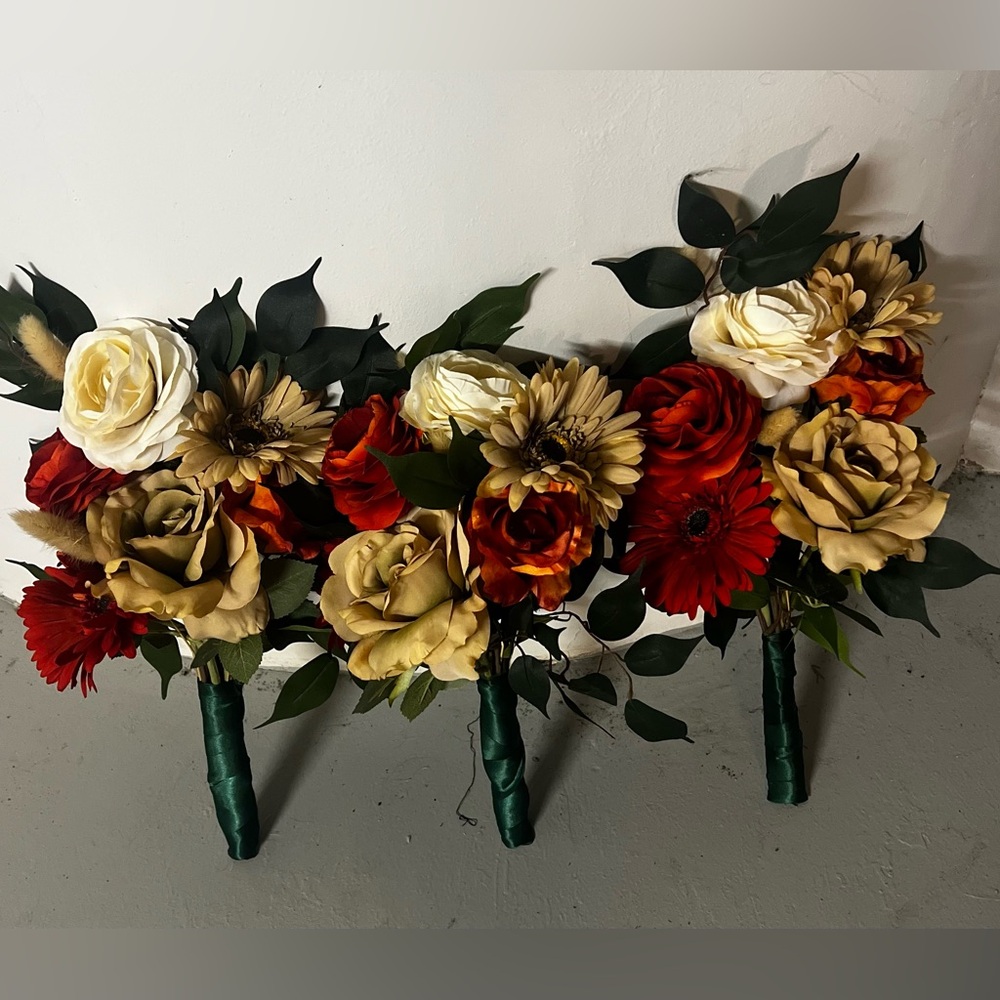 Vibrant Faux Floral Arrangement with Red and Cream Blooms